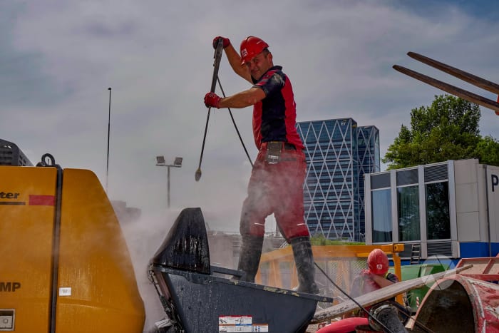 Zuidas: Nhow; reinigen betonpomp