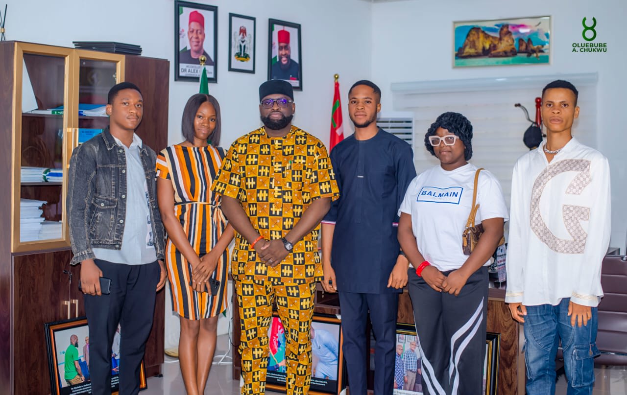 Dr. Oluebube Chukwu Hosts Federation of Umunneochi Students ABSU, Reaffirms Commitment to Youth Empowerment