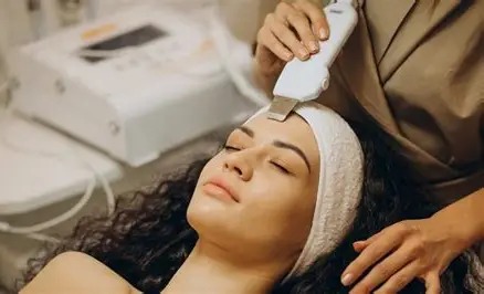 Hydra Facial