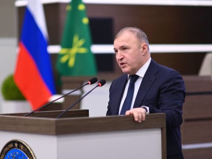 Глава Адыгеи провел итоговое заседание кабмина республики