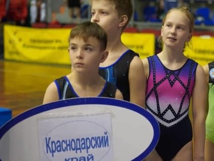 Первенство России по прыжкам на батуте проходит в Краснодаре