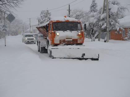 Мэр Майкопа поручил перевести городские службы в режим повышенной готовности