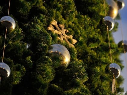 Руководство республики поздравило жителей с Новым годом