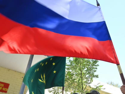 Военнослужащие Майкопского реактивного артдивизиона отправились в зону СВО