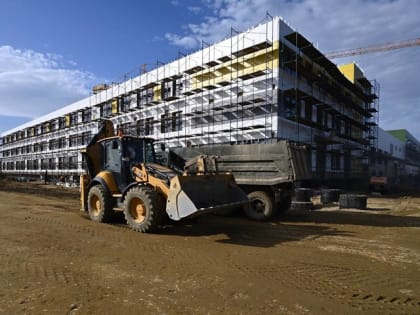 Глава Адыгеи проверил строительство школ в Тахтамукайском районе