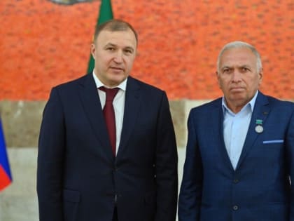 В преддверии Дня республики в Госфилармонии Республики Адыгея состоялась торжественная церемония вручения государственных наград Российской Федерации и Республики Адыгея