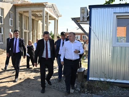Глава Адыгеи проинспектировал строительство Центра культурного развития в Гавердовском