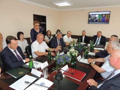 Совещание по бесплатной юридической помощи участникам СВО в Адыгее