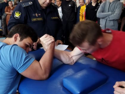 День армрестлинга ДОСААФ