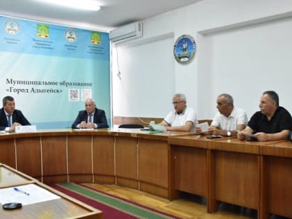 В Адыгейске обсудили создании фракции «Единой России» в новом созыве горсовета