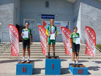 Велосипедистка из Адыгеи стала первой среди юниорок на всероссийских соревнованиях