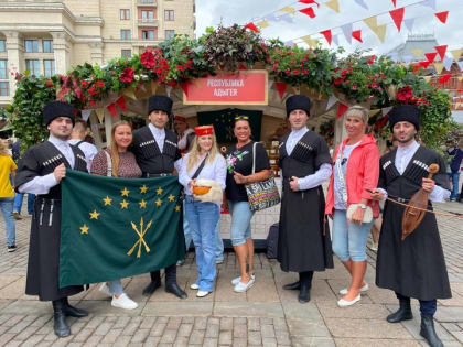 Продукция из Адыгеи представлена на гастрономическом фестивале «Вкусы России»