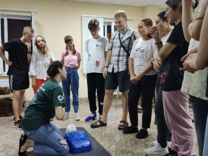 В Адыгее волонтеры-медики оказывают помощь лечебным учреждениям