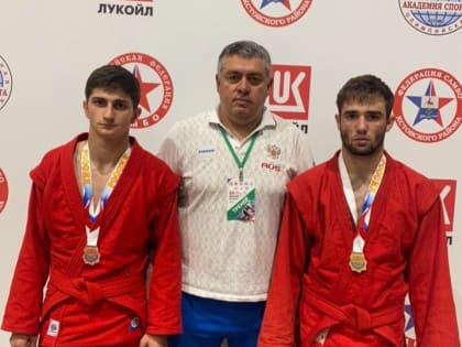 Спортсмены из Адыгеи завоевали медали на VII Всероссийском турнире по самбо