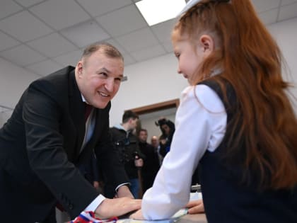 Мурат Кумпилов поздравил жителей аула Старобжегокай с открытием новой школы