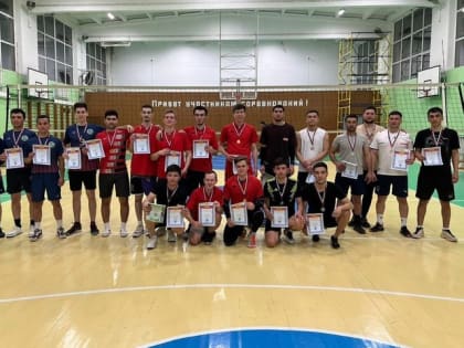 В Адыгейском госуниверситете состоялся турнир по волейболу