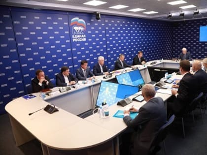 ﻿60% гумпомощи, отправленной на Донбасс и освобожденные территории, собрано региональными отделениями «Единой России»