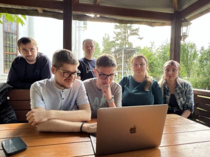 Молодежь Майкопской и Адыгейской епархии приняла участие в интернет-карусели, посвящённой равноапостольным Кириллу и Мефодию