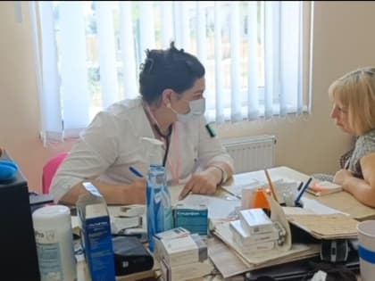 Врачи из Адыгеи приняли первых пациентов в Геническом районе Херсонской области