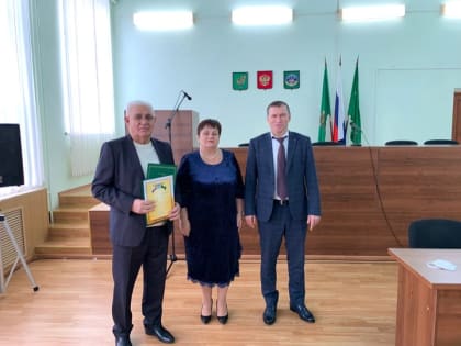 В Красногвардейском районе Адыгеи наградили ветерана