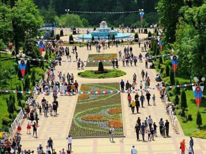 Глава Адыгеи поздравил жителей Майкопа с Днем города