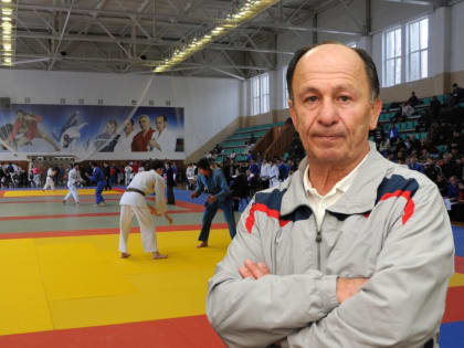 Заслуженный мастер спорта по дзюдо, призер Олимпиады-80 Арамбий Емиж отмечает 70-летием