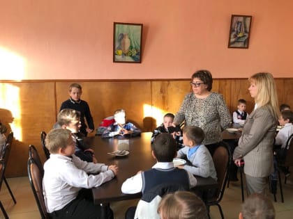 В школах Майкопа проводится мониторинг качества питания