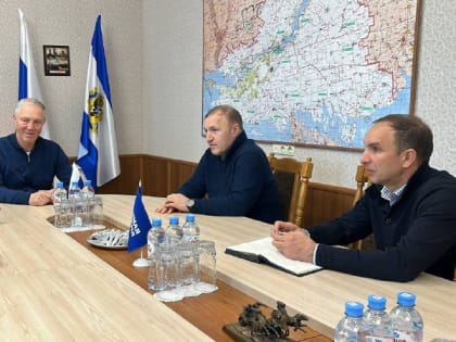 Глава Адыгеи рассказал о поездке в подшефный Генический район