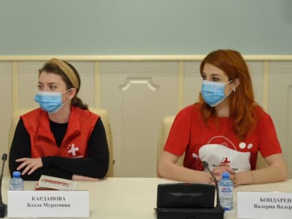 Глава Адыгеи поставил задачу увеличить число волонтеров колл-ценра по вопросам COVID-19