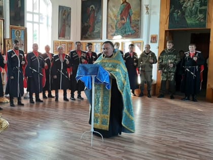 В станице Гиагинской совершён благодарственный молебен по случаю годовщины основания Кубанского Казачьего войска