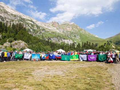 Мурат Кумпилов объявил о старте подготовки к слёту талантливой молодежи «Фишт»