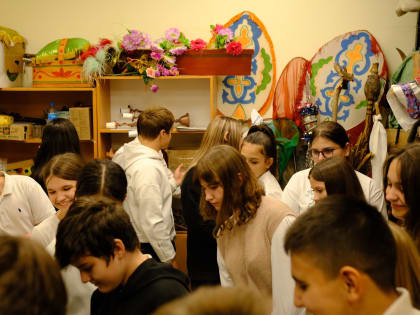 Театральное объединение Адыгеи и «Движение первых» присоединились к акции «Папин день календаря»