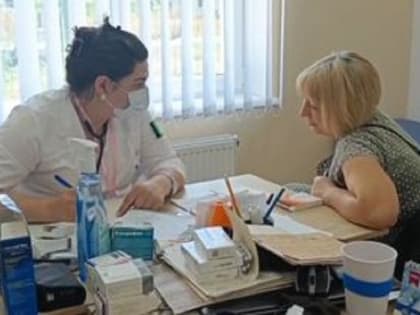 Кумпилов рассказал подробности работы врачей из Адыгеи в Геническе