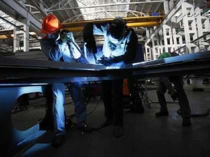 В Адыгее повысилась конкуренция за трудовые ресурсы на предприятиях