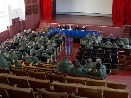 Депутаты встретились с призванными по мобилизации