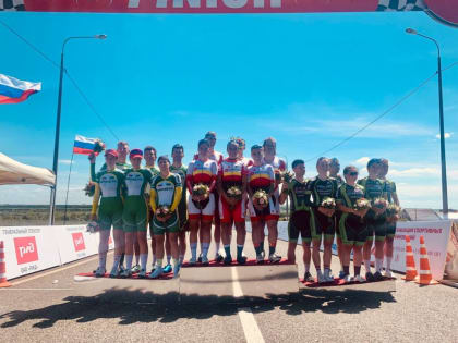 На чемпионате России по велоспорту на шоссе спортсмены Адыгеи завоевали первые награды