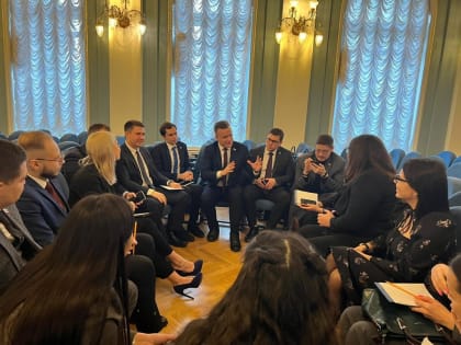 Молодые парламентарии Адыгеи принимают участие в заседаниях Молодежного парламента при Государственной Думе