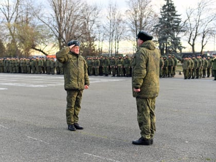 Архиепископ Тихон принял участие в торжественном митинге, посвящённом отправке мобилизованных и добровольцев в зону проведения СВО