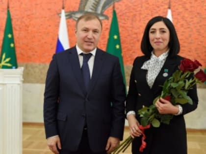 В Адыгее чествовали жителей республики, отмеченных госнаградами и премиями