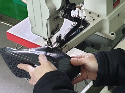 В День галош в Адыгее посчитали, сколько пар резиновой обуви произвели в учреждении регионального УФСИН