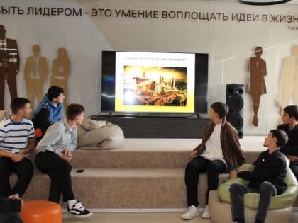 Автограф-сессия «Поэзия – forever» с молодым поэтом Адыгейска Магомедом Бетиговым прошла сегодня в центральной модельной библиотеке.