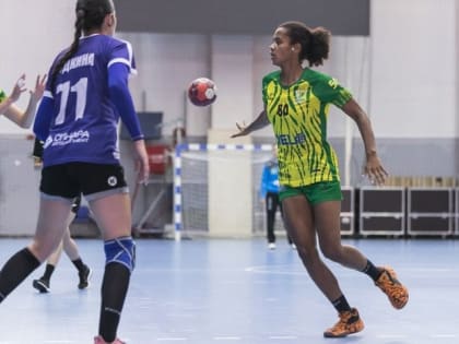 Во 2-й игровой день на Кубке  "Звёздного" ГК  АГУ-"Адыиф" проиграл 2 встречи