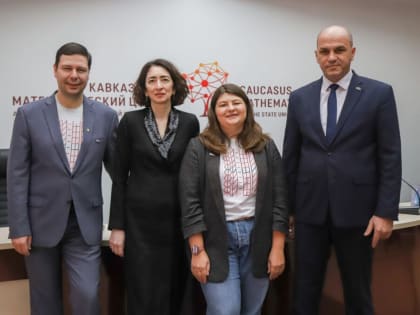 В столице Адыгеи организаторы Тотального диктанта прочли лекции о развитии русского языка