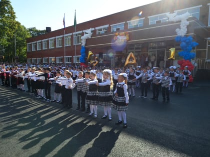 В школах Адыгеи прошли торжественные линейки