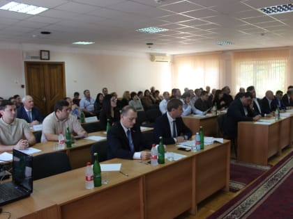 В Тахтамукайском районе прошло первое организационное заседание Совета народных депутатов МО «Тахтамукайский район» пятого созыва