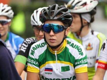 Выпускница АГУ выиграла чемпионат России по велоспорту в командной гонке