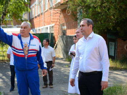 В Майкопе стартовал капитальный ремонт городского зала бокса