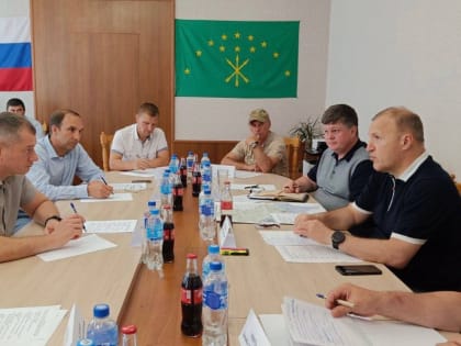 Глава Адыгеи посетил с рабочим визитом Генический район Херсонской области