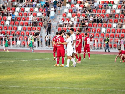Майкопская «Дружба» выиграла в Ялте и поднялась на четвёртое место