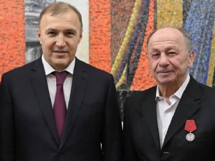 Заслуженный мастер спорта по дзюдо Арамбий Емиж отмечает 70-летие